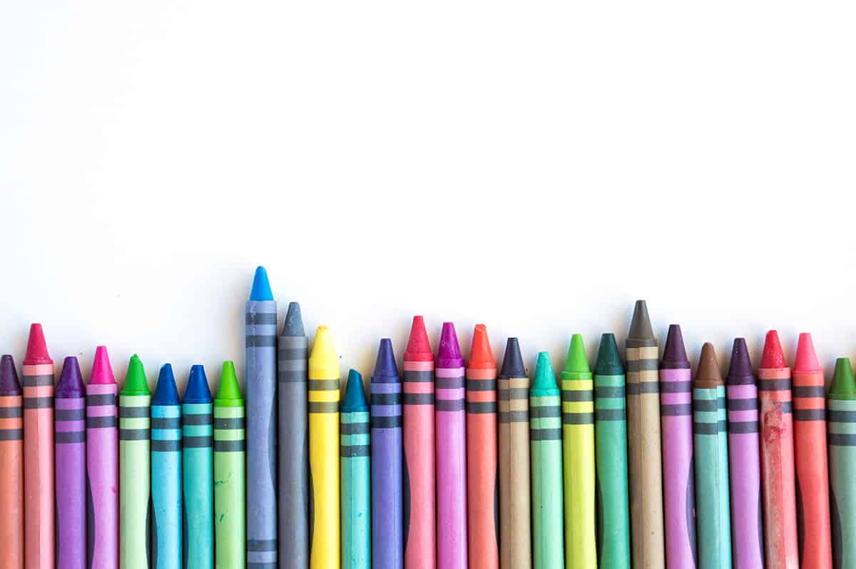 ¿Dónde están los diferentes tamaños de crayones?